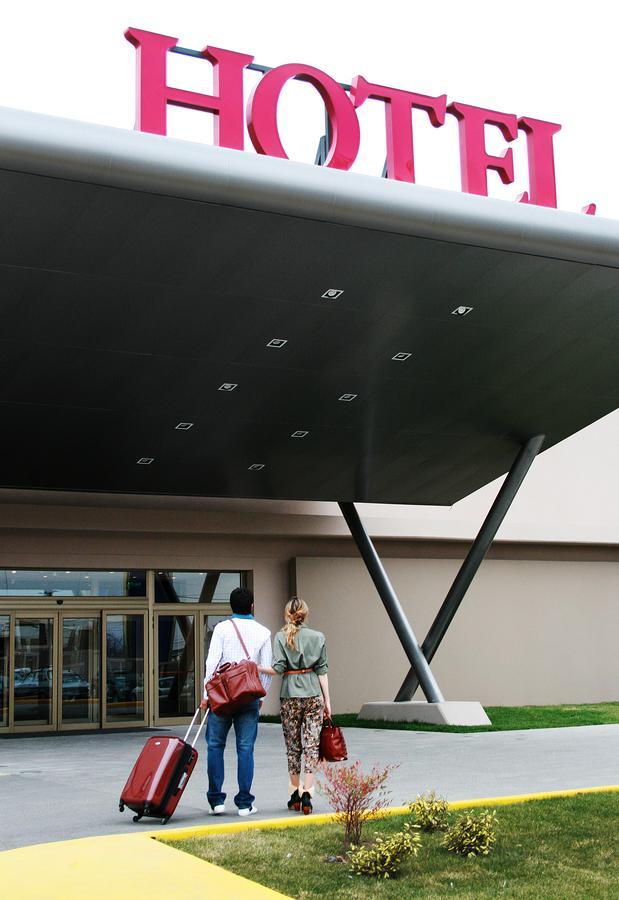 Hotel Y Casino Del Rio - General Roca Bagian luar foto