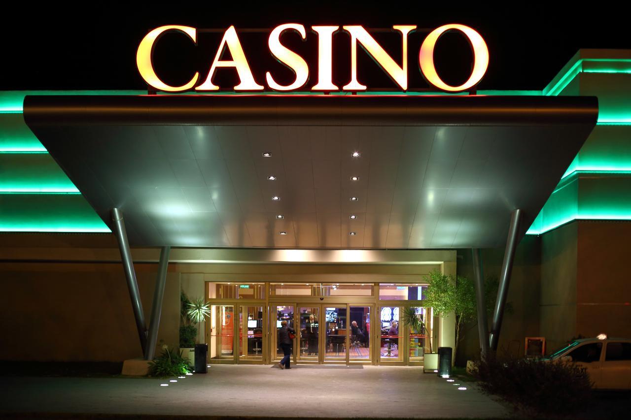 Hotel Y Casino Del Rio - General Roca Bagian luar foto